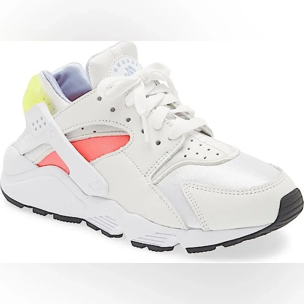 NIKE Women’s AIR HUARACHE White Bright Crimson Black Volt pink Size 7.5 - Picture 5 of 7